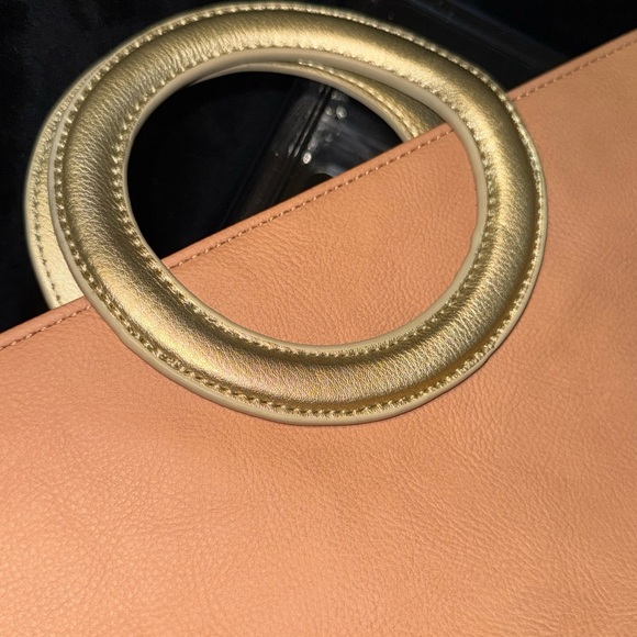 Anthropologie Coral Clutch with Gold Ring - Picture 7 of 12